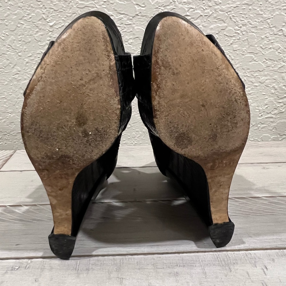 Dior crocodile-embossed leather wedges - Picture 9 of 16